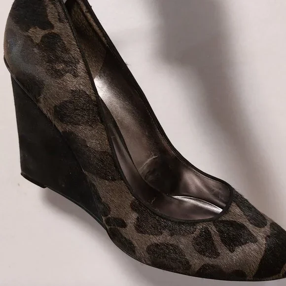 NINE WEST Women's Leopard Calf Hair Print Wedge - Grey & Black - Size 8M - Picture 6 of 11